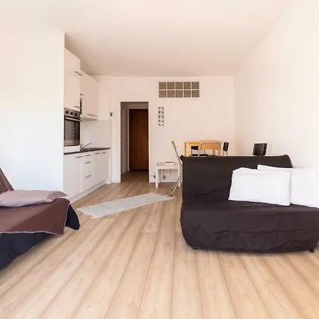 Studio In The Heart Of At 700m From The Sea * Nice